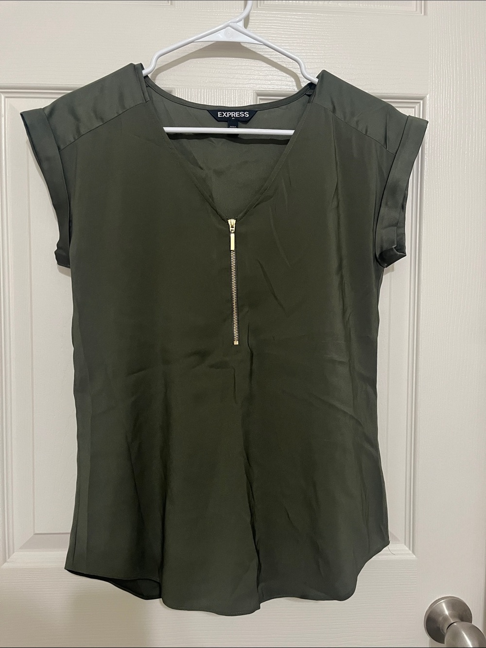Express Olive Green V-Neck Zip Front Cap Sleeve Blouse